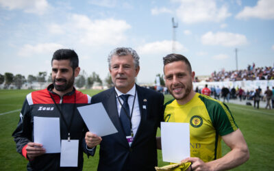 Les clubs de football chypriote grec et chypriote turc ont joué ensemble lors de la Journée du football amical